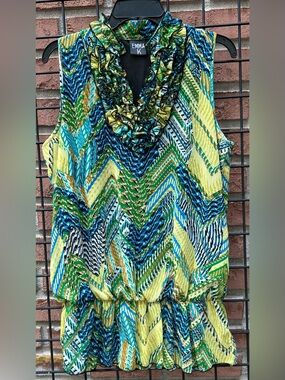Emma K Sleeveless Ruffle V-Neck Chevron Top in Green & Blue